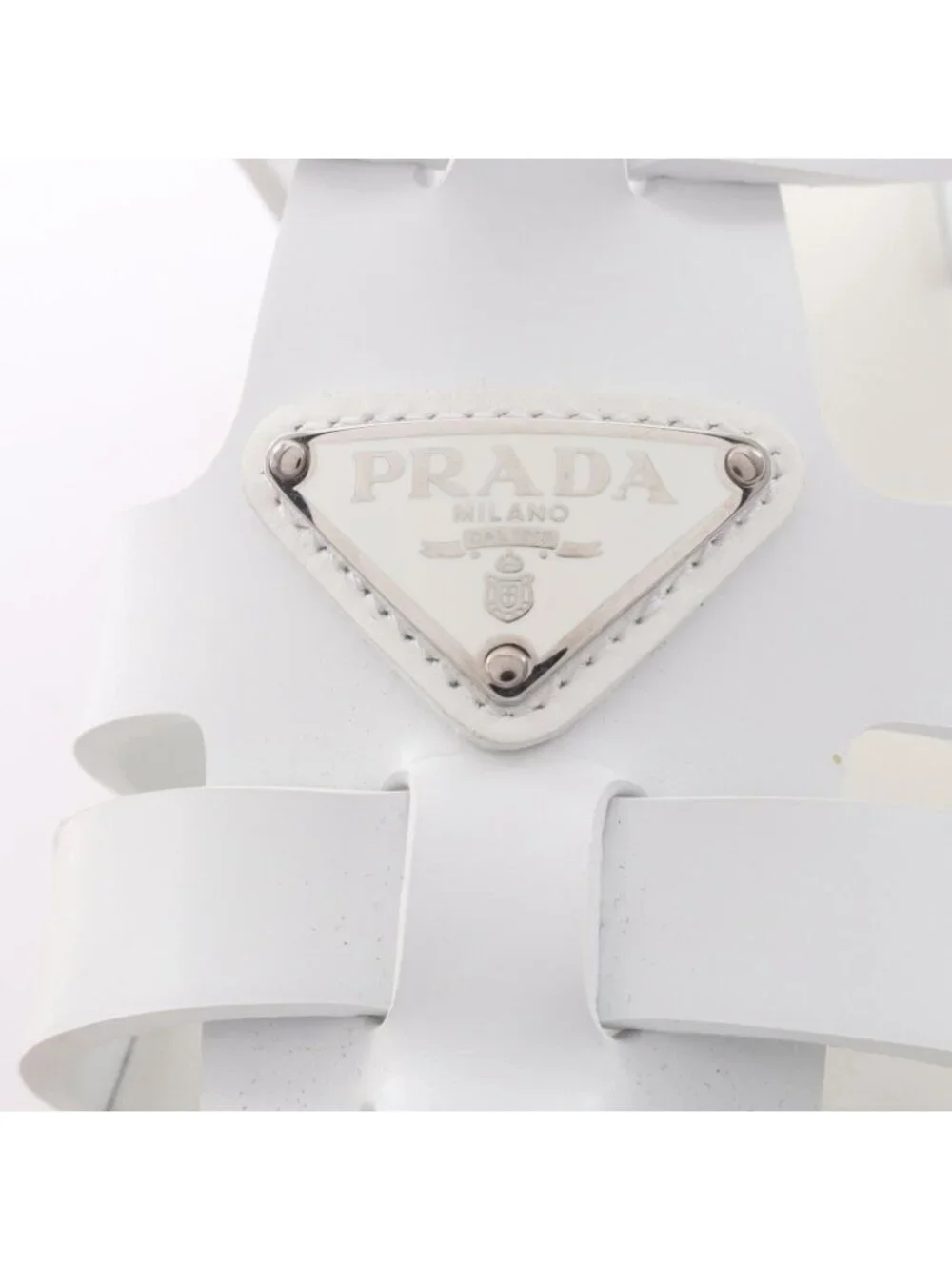 Prada slight signs
